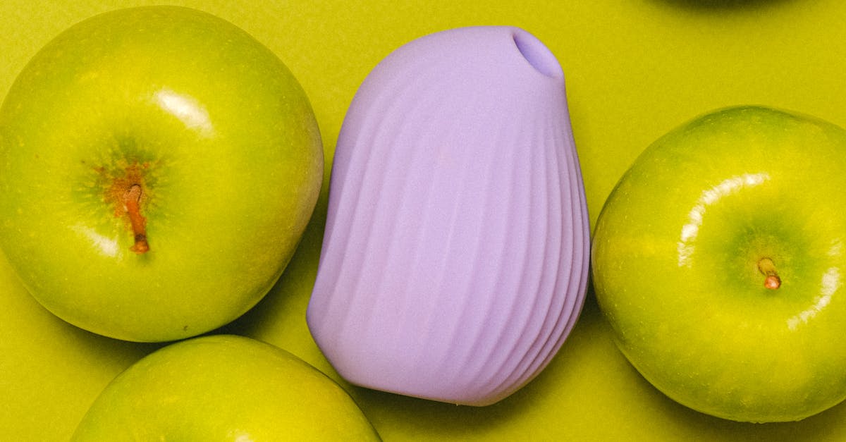 Transforming Communication with Non-Verbal Listening Skills